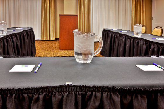 קרופורדסוויל Rodeway Inn Conference Center עסק תמונה